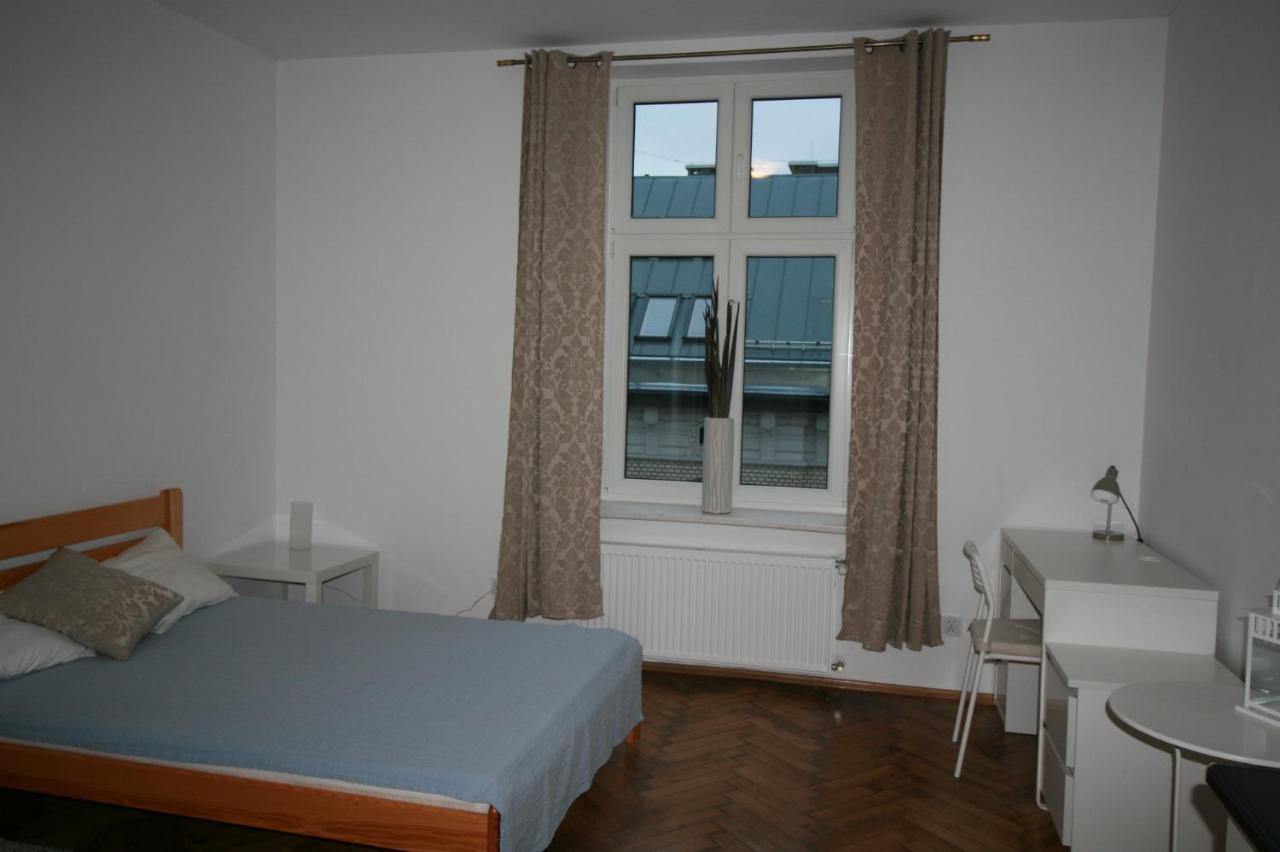 Dom Sapiehy Aparthotel คราคูฟ ภายนอก รูปภาพ