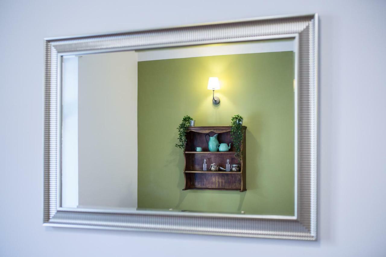 Dom Sapiehy Aparthotel คราคูฟ ภายนอก รูปภาพ